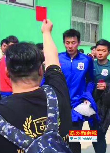 《浴血黑帮》宣布推出续集剧集 10 德鲁·斯特鲁赞去世 曾为《哈利·波特》设计海报 独家专访 王鹤润专访 | “见山是山” 从演自己到成为角 宋木子专访|从“献声”到“参演”的圆梦之旅 明星写真 去写真频道 王俊凯盛夏光年大片 展现一纪成长轨迹与艺术 啪姐性感登封！