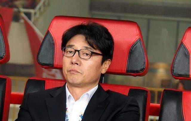 他们所饰演的角色为双面人哈维·丹特。