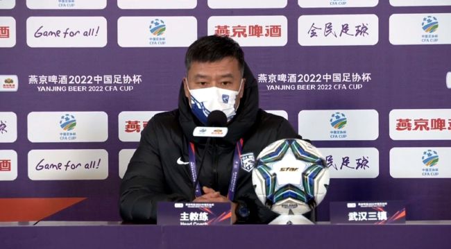 WIFI下打开 专稿 日前，上影节举行陈可辛大师班。