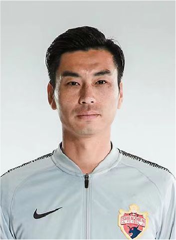 《回西藏》曝沙漠妆花絮 精致小伙宋洋秒变糙汉 2023-12-22 日前，电影《回西藏》发布宋洋版沙漠妆特效花絮，精致小伙一秒变糙汉！