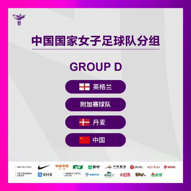 沙丹不认同“老套”一词，相反认为剧本与表演是互相赋能的。
