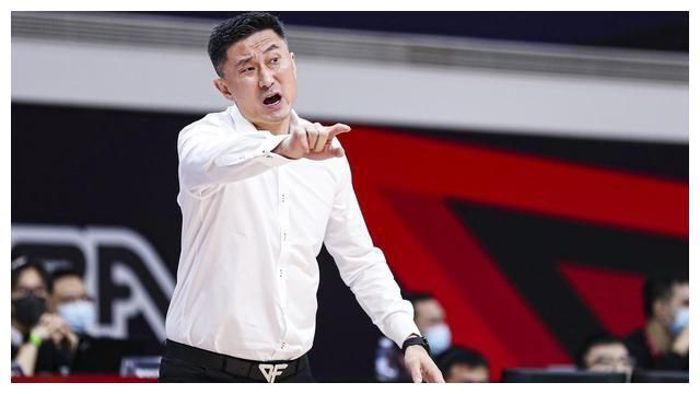 ”这份礼盒不仅承载着哪吒的叛逆与成长，更寄托了主创团队对观众的新春祝福。