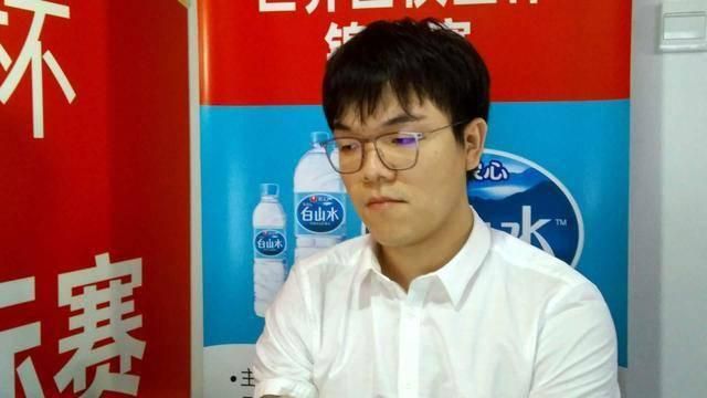 格伦·克洛斯、莎拉·保罗森、泰亚娜·泰勒、金·卡戴珊、妮.搜索-电影网 消息 首页 新闻 视频 大片 影库 CCTV6 VIP影院 全部 电影 电视剧 影人 视频 图片 新闻 更新时间 所有 1小时内 今日内 1周内 1个月内 从资讯频道搜索 结果 133010 条 《BJ3》伦敦首映 科林·费斯秀恩爱齐薇格面容苍老 2016-09-06 伦敦当地时间9月5日，影片《BJ单身日记3：BJ的孩子》举行全球首映礼。