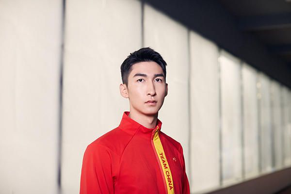 《白蛇2：青蛇劫起》日票房收2813万，连续6天获得单日冠军，累计票房截至发稿达2.65亿，有望在本周突破3亿。