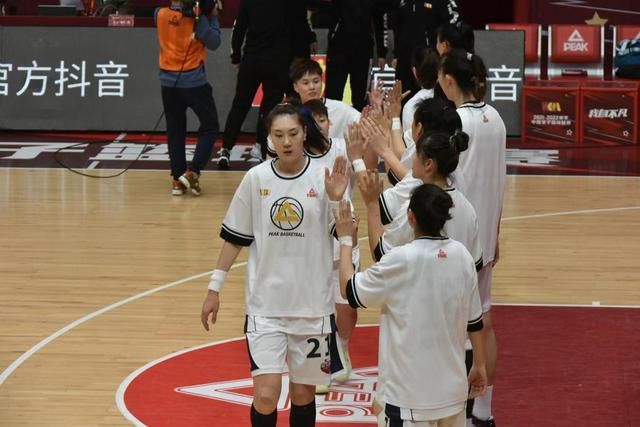 在《哈利波特》系列电影中饰演马尔福的汤姆·费尔顿、韦斯莱兄弟扮演者奥利弗·费尔普斯、詹姆斯·菲尔普斯以及卢娜扮演者伊文娜·林奇等亮相。