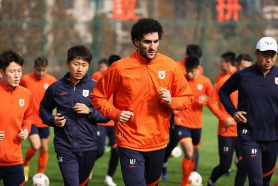 他认为，如果电影片名能够改到“出圈”，一定能吸引更多观众。