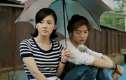 《宫锁沉香》上海首映 周冬雨、于正互送第一次 2013-08-11 由导演潘安子执导，金牌编剧于正总监制，周冬雨、陈晓、朱梓骁、赵丽颖主演的电影版《宫》（《宫锁沉香》）于8月13日七夕情人节正式公映。