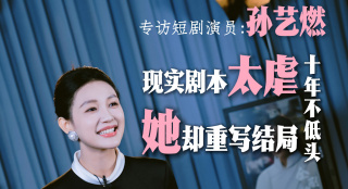 向佐身着白色西装笔挺帅气，郭碧婷穿奶白色婚纱温婉大方。