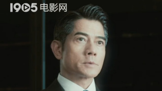 博纳影业总裁于冬、周迅、郑恺、李晨、徐峥、闫妮、廖凡、柳岩、王祖蓝夫 柳岩、张亮联袂下厨房做菜 俊男美女般配亮相 2014-04-28 日前，“性感主播”柳岩和“超级奶爸”张亮一同现身某做菜节目，合作一道美味家常菜，俊男美女养眼组合玩转舌尖味道。