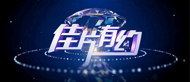 从已经曝光的两套造型来看，娜奥米·沃茨扮演一名孕妇，照片中她挺着大肚，身穿蕾 “黑色新娘”酷毙了！