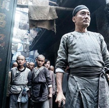 片段中仍展现洪尚秀的一贯特征：长镜头以及突如其来的推拉镜头，人物间的长对话，以及文学性的台词。